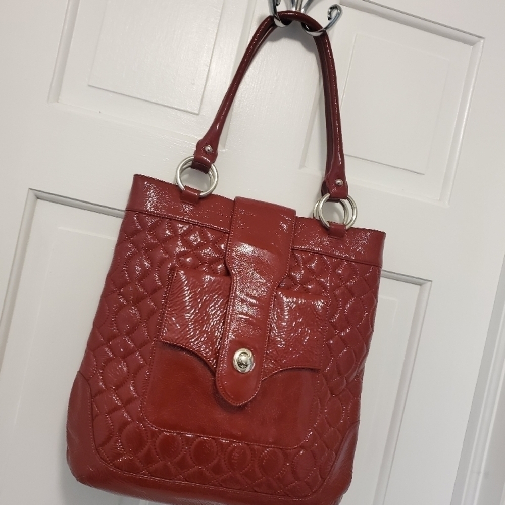 HOBO Red Quilted Leather Handbag Tote/Shoulder Bag, Versatile shiny
